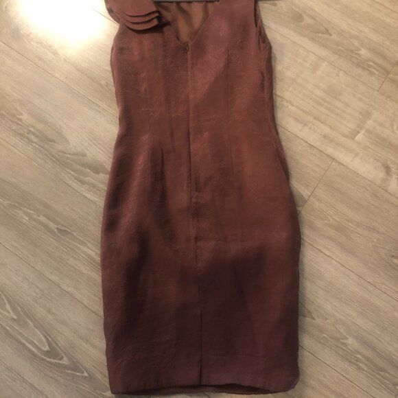 Elegant Adrianna Papell sheath dress. Size 4 - Picture 7 of 7